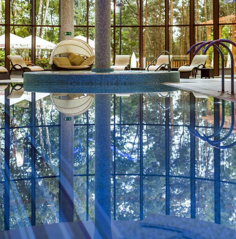 Hotel Narvil Conference & Spa Сероцьк Екстер'єр фото