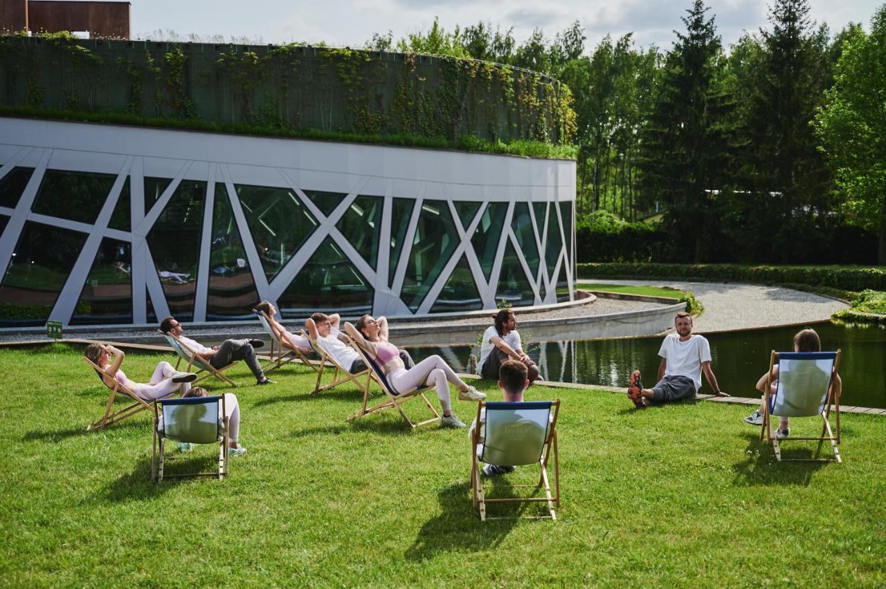 Hotel Narvil Conference & Spa Сероцьк Екстер'єр фото